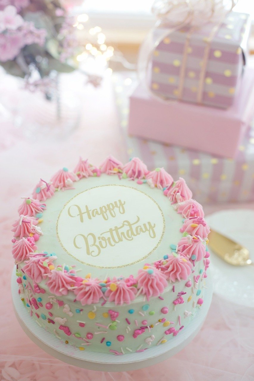 birthday cake 6591720 1280